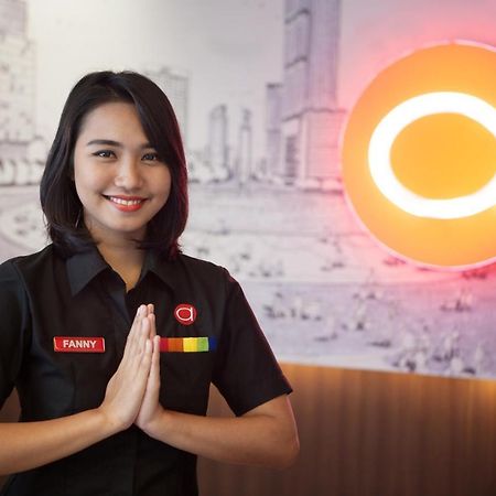 Amaris Hotel Satrio Kuningan - Giacarta Esterno foto