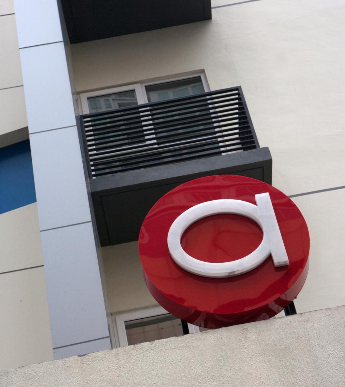 Amaris Hotel Satrio Kuningan - Giacarta Esterno foto